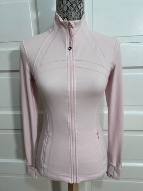 Lululemon Define Jacket Nulu Size 6 Strawberry Milkshake Pink Flattering Fit